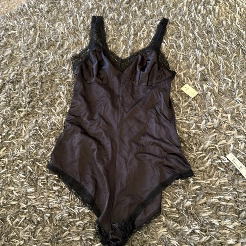 Vintage new with tags night romper slip by Jenelle of California size 32 black